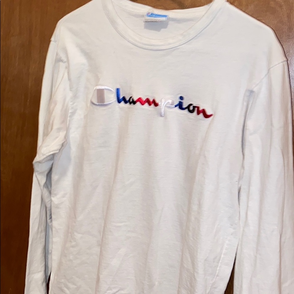 white long sleeve champion shirt
